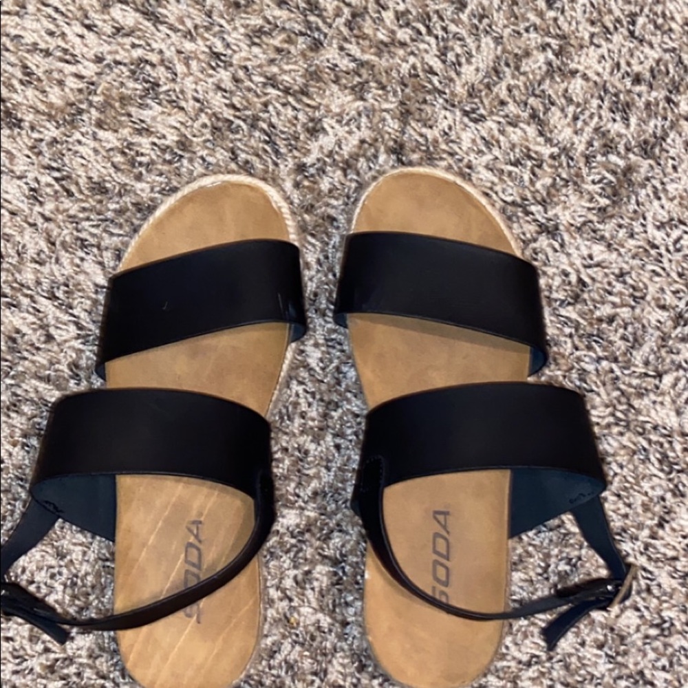 Shoes - Picture 2 of 3